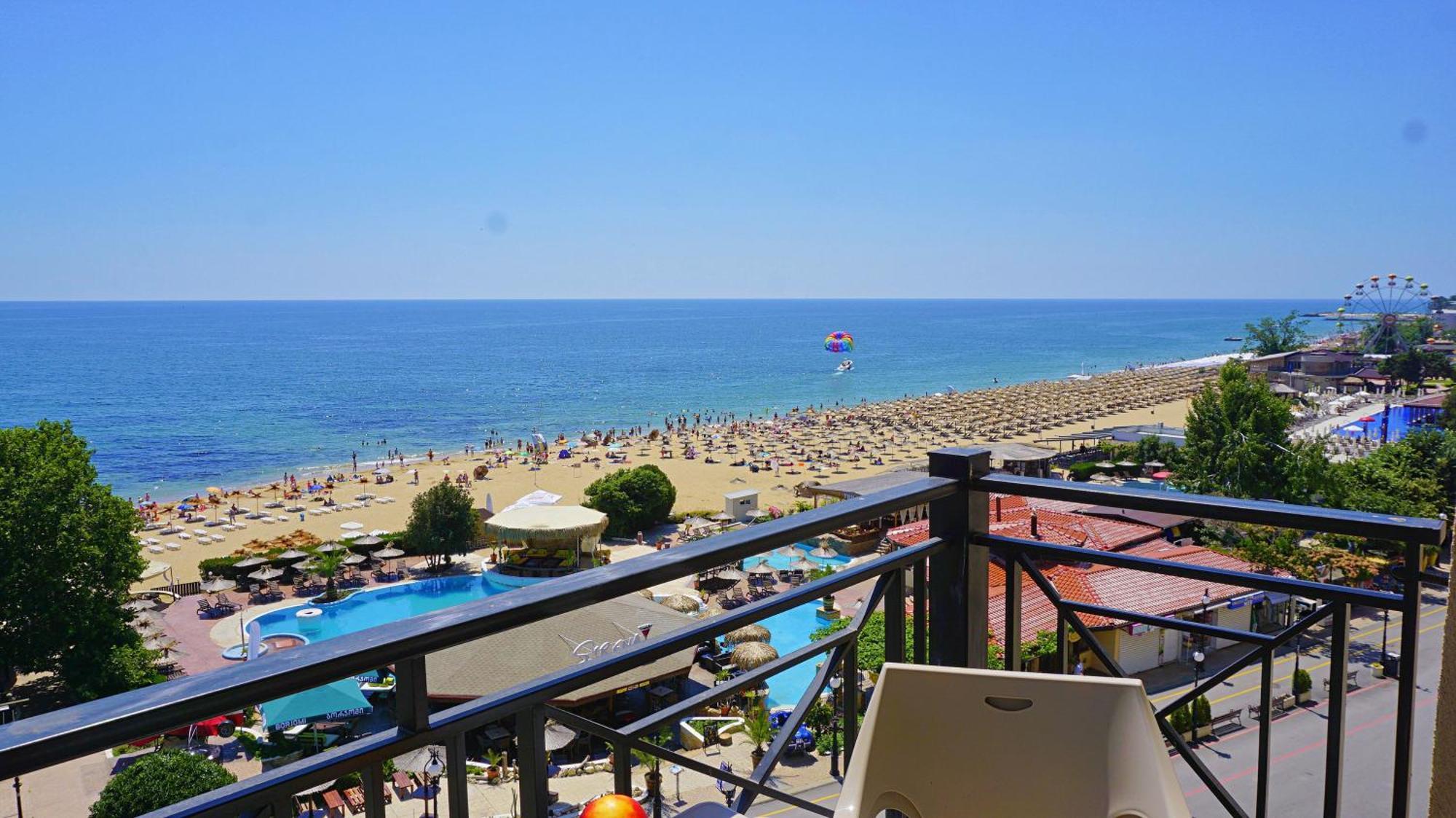 Apartments Sirena - First line Goldstrand Exterior foto