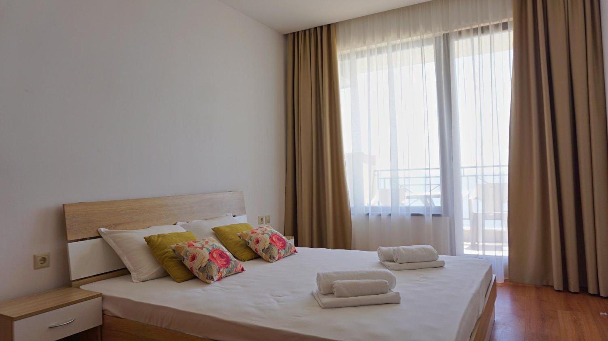 Apartments Sirena - First line Goldstrand Exterior foto